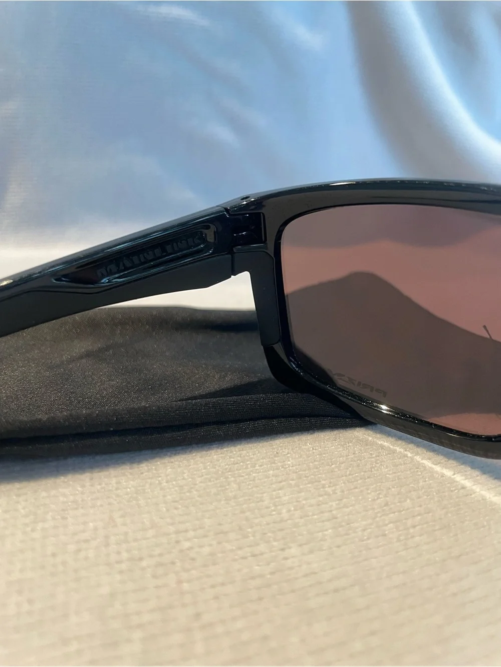 Oakley Mainlink XL w/ Prizm Polarized Sunglasses